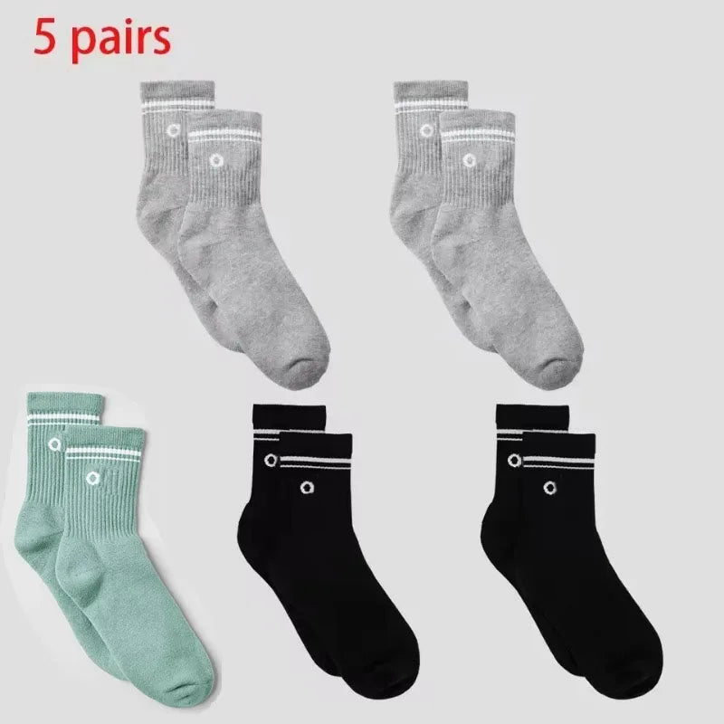 4 Pairs Cotton Female Yoga Sports Sock, Medium Long Socks, Pilates Fitness Sports Four Seasons High Quality Women's Yoga Sock