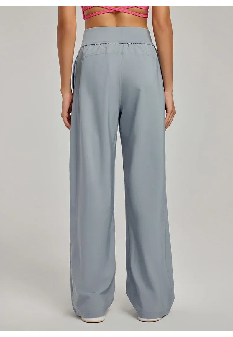 Side view yoga pants with relaxed fit
