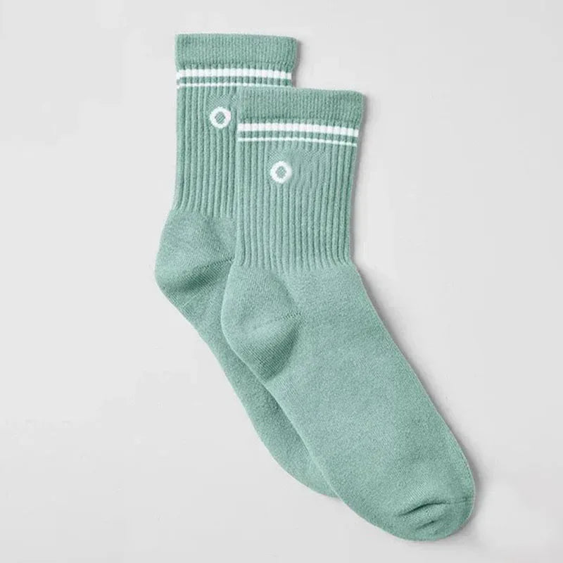 4 Pairs Cotton Female Yoga Sports Sock, Medium Long Socks, Pilates Fitness Sports Four Seasons High Quality Women's Yoga Sock