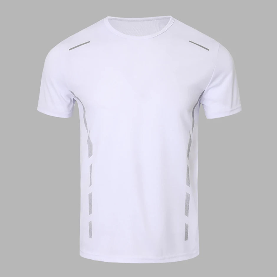 Model walking wearing summer fitness tee