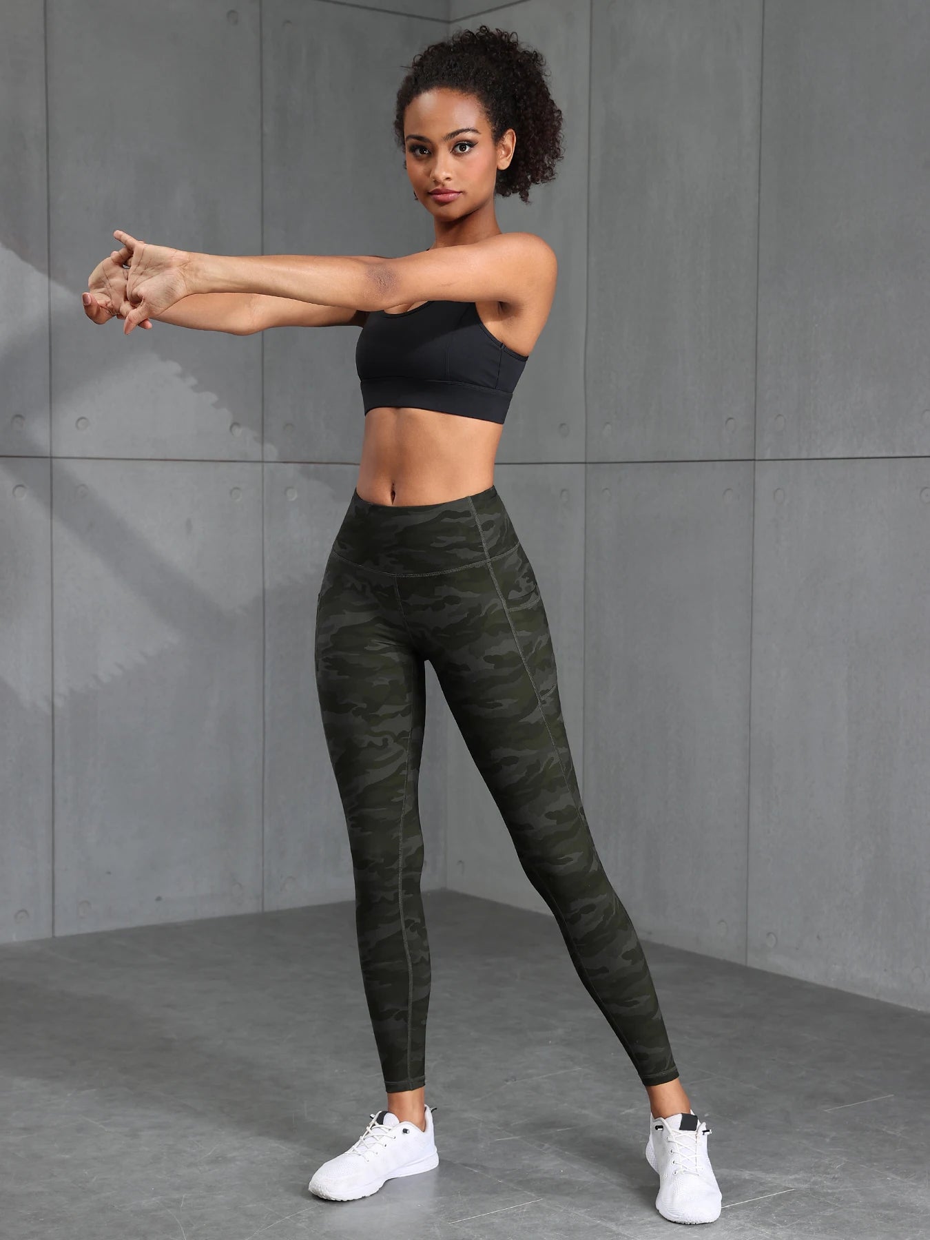 Camouflage Printed Gray Green Sexy Women's Sports Leggings High Waisted Slim Fit Suitable For Running Fitness Yoga Outdoor Pants