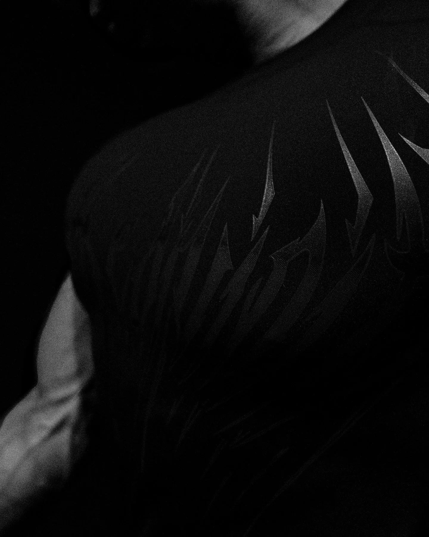 Breathedivinity Compression Shirt Short Sleeve tops Muscle GYM Fitness in Black Wolves Club Y2K