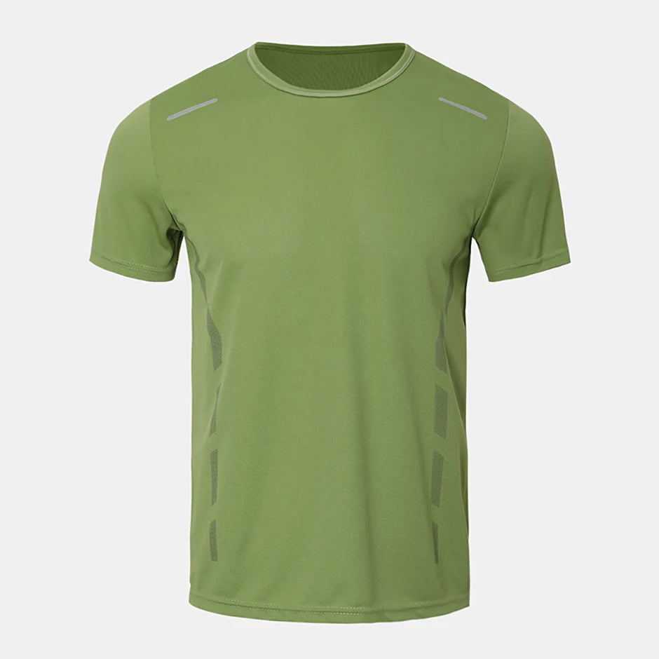 T-shirt detail with quick-dry text logo