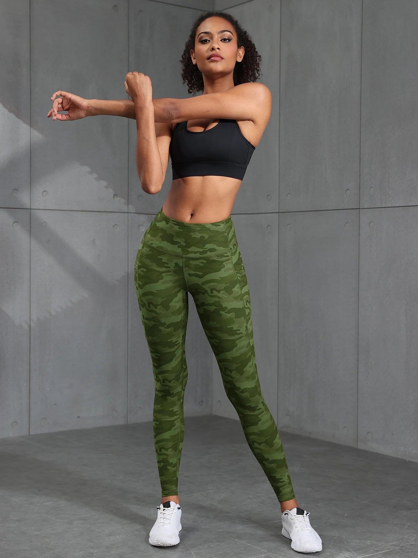 Camouflage Printed Gray Green Sexy Women's Sports Leggings High Waisted Slim Fit Suitable For Running Fitness Yoga Outdoor Pants