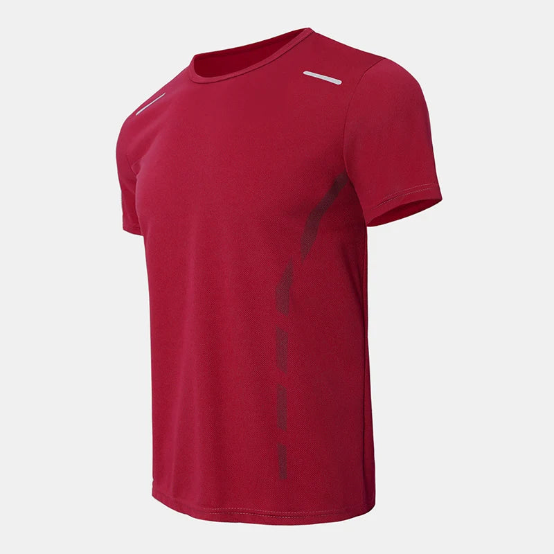 Outdoor training shirt with fashion cut

